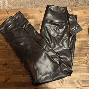 Black faux leather leggings